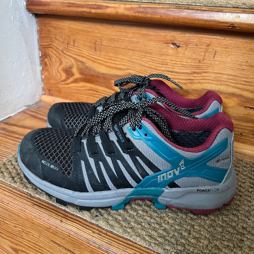 INOV8 roclite 305 gtx waterproof women’s hiking shoes.